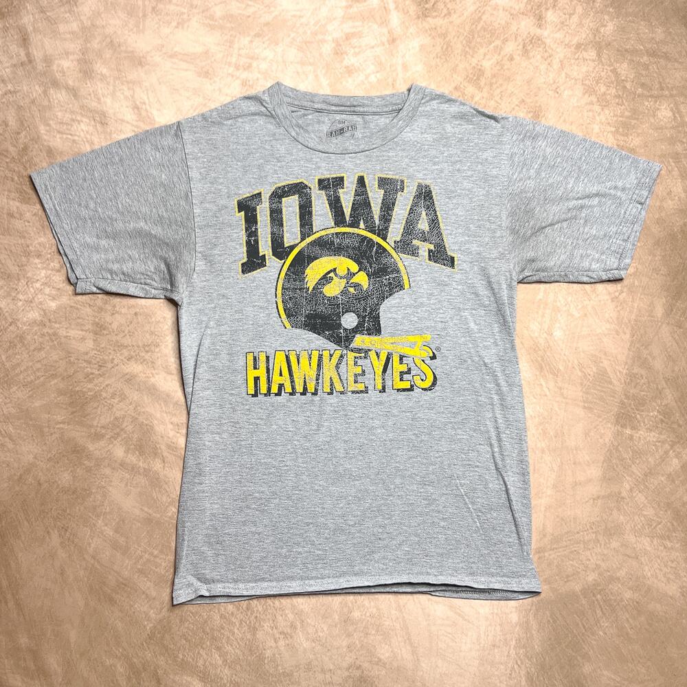 University of Iowa Hawkeyes Football Helmet Spell Out T-Shirt Gray College Sport